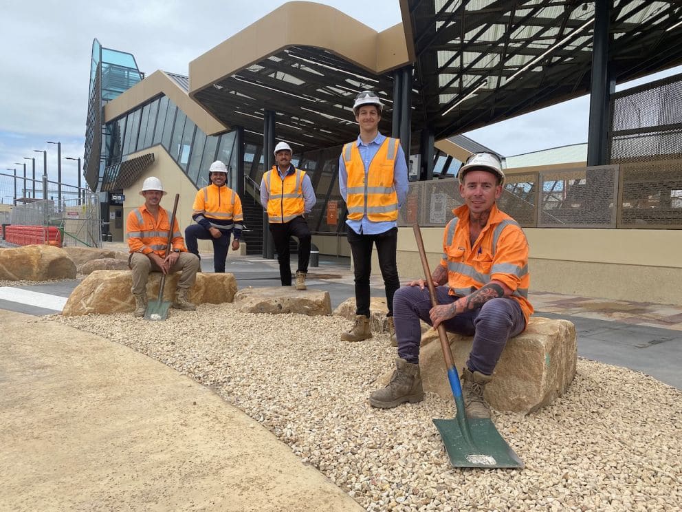 Level Crossing Removal project empowers Indigenous businesses - Rail ...