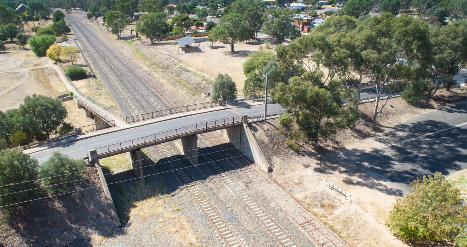 Glenrowan bridge down to one lane - Rail Express