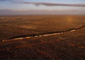All rail services remain suspended on the East West corridor. Image: ARTC