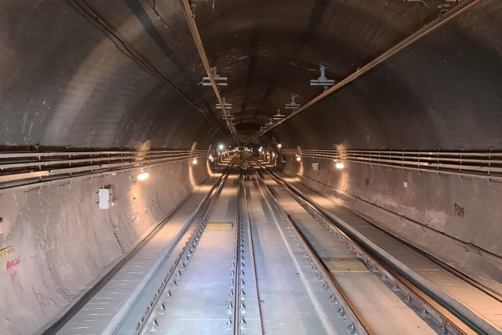 Overhead Railing Martinus Group awarded major contract - Rail Express